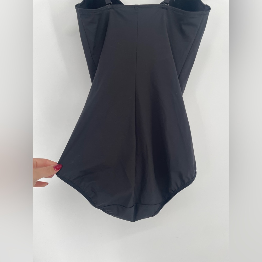 Maidenform Black Floral Print Fitted Stretch Shapewear Bodysuit - Picture 9 of 14